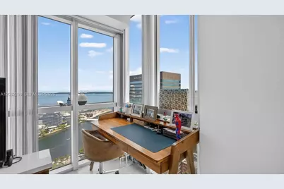 500 Brickell Ave #4102, Miami, FL 33131 - Photo 9