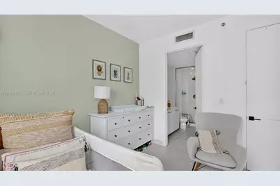 500 Brickell Ave #4102, Miami, FL 33131 - Photo 25