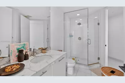 500 Brickell Ave #4102, Miami, FL 33131 - Photo 27