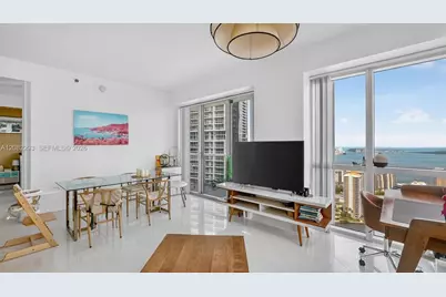 500 Brickell Ave #4102, Miami, FL 33131 - Photo 5