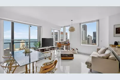 500 Brickell Ave #4102, Miami, FL 33131 - Photo 3