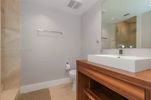 2301 Collins Ave, Miami Beach, FL 33139 - Photo 13