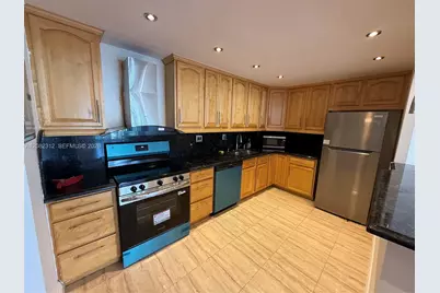 19380 Collins Ave #PH-11, Sunny Isles Beach, FL 33160 - Photo 5
