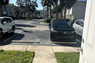 16705 Hemingway Dr, Weston, FL 33326 - Photo 17