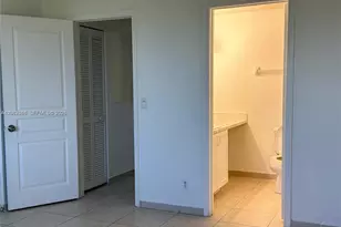 16705 Hemingway Dr, Weston, FL 33326 - Photo 9