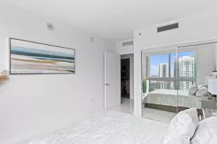 92 SW 3rd St, Miami, FL 33130 - Photo 15