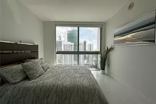 92 SW 3rd St, Miami, FL 33130 - Photo 19