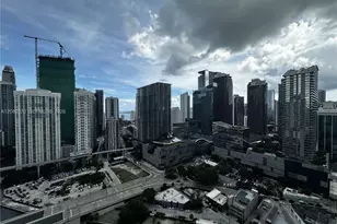 92 SW 3rd St, Miami, FL 33130 - Photo 1