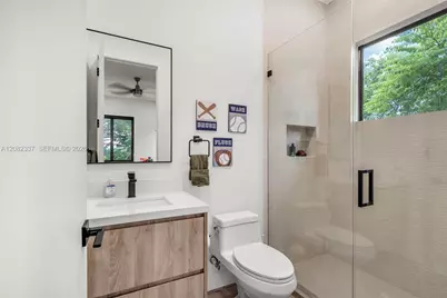 5759 SW 42nd St, Miami, FL 33155 - Photo 39
