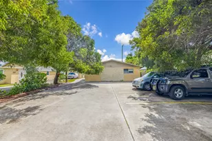 920 S K St, Lake Worth, FL 33460 - Photo 3
