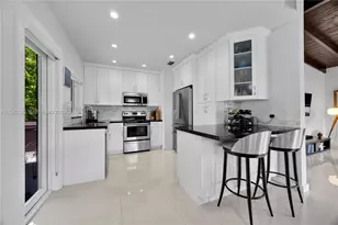 6843 SW 53rd St, Miami, FL 33155 - Photo 15