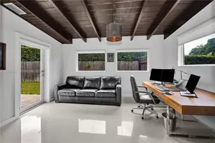 6843 SW 53rd St, Miami, FL 33155 - Photo 17