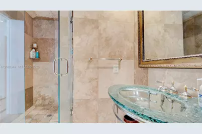5640 Collins Ave #6B, Miami Beach, FL 33140 - Photo 17