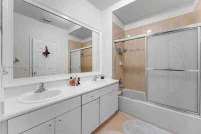 27293 SW 138th Path, Homestead, FL 33032 - Photo 17