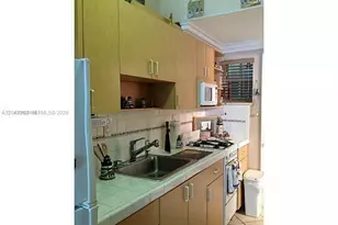 6494 Collins Ave, Miami Beach, FL 33141 - Photo 9
