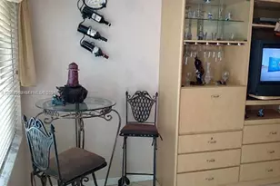 6494 Collins Ave, Miami Beach, FL 33141 - Photo 11