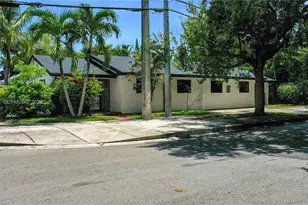 3471 Plaza St, Miami, FL 33133 - Photo 5