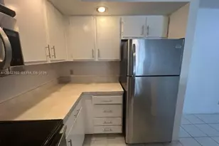3380 N Pinewalk Dr N, Margate, FL 33063 - Photo 3