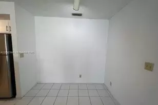 3380 N Pinewalk Dr N, Margate, FL 33063 - Photo 5