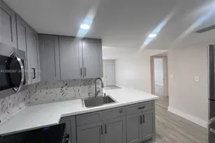 16801 NE 14th Ave, Miami, FL 33162 - Photo 15