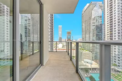 11 NE 6th St #2209, Miami, FL 33132 - Photo 9
