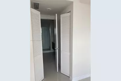 7875 NW 107th Ave #613, Doral, FL 33178 - Photo 9