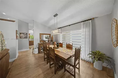 14220 SW 92nd St, Miami, FL 33186 - Photo 13
