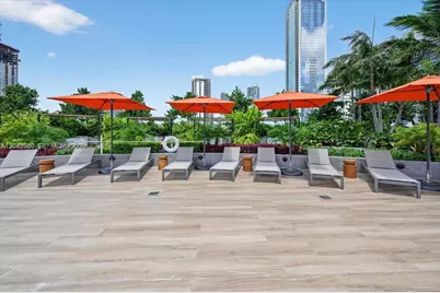 700 NE 24th St #1405, Miami, FL 33137 - Photo 17
