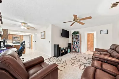 8656 SW 50th St, Cooper City, FL 33328 - Photo 13