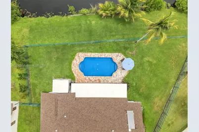 8656 SW 50th St, Cooper City, FL 33328 - Photo 9