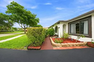 8656 SW 50th St, Cooper City, FL 33328 - Photo 5