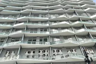77 SE 5th St, Miami, FL 33131 - Photo 45