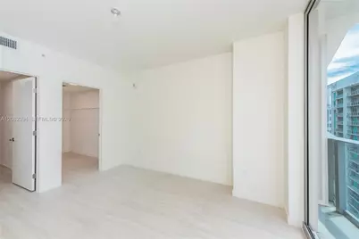 77 SE 5th Street #3908, Miami, FL 33131 - Photo 17