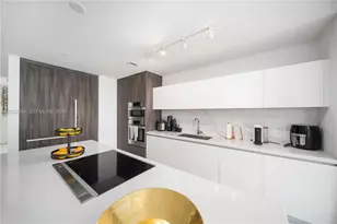 851 NE 1st Ave, Miami, FL 33132 - Photo 7