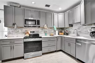 1124 NW 16th St, Fort Lauderdale, FL 33311 - Photo 25