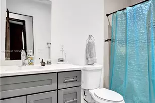 1124 NW 16th St, Fort Lauderdale, FL 33311 - Photo 29