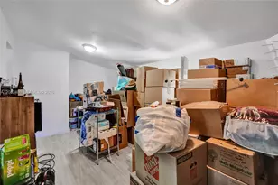 1124 NW 16th St, Fort Lauderdale, FL 33311 - Photo 45