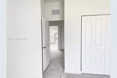 1427 SE 7th Ter, Homestead, FL 33034 - Photo 11