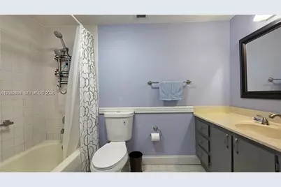 901 Hillcrest Dr #215, Hollywood, FL 33021 - Photo 17