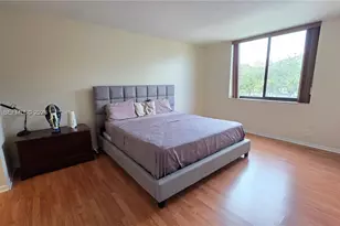 901 Hillcrest Dr, Hollywood, FL 33021 - Photo 15