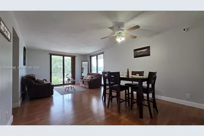 901 Hillcrest Dr #215, Hollywood, FL 33021 - Photo 7