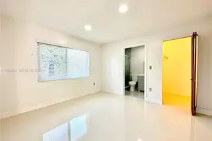 18155 SW 105th Ave, Miami, FL 33157 - Photo 9