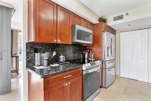 3500 Mystic Pointe Dr, Aventura, FL 33180 - Photo 19