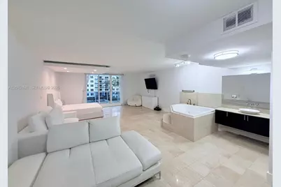 2301 Collins Ave #621, Miami Beach, FL 33139 - Photo 3