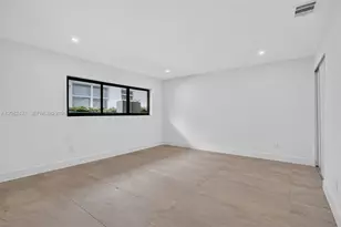 1215 NE 110th St, Miami, FL 33161 - Photo 17