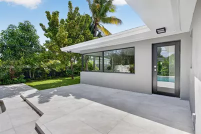 1215 NE 110th St, Miami, FL 33161 - Photo 31