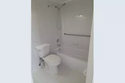 551 NW 82nd Ave #520, Miami, FL 33126 - Photo 31