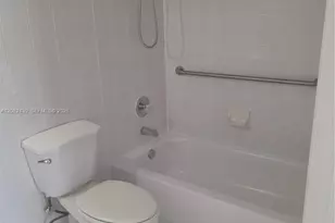 551 NW 82nd Ave, Miami, FL 33126 - Photo 31
