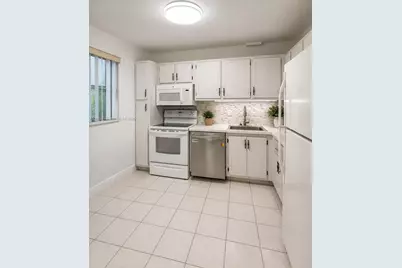 8350 Sands Point Blvd #E309, Tamarac, FL 33321 - Photo 5