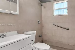 2496 SW 17th Ave, Miami, FL 33145 - Photo 11